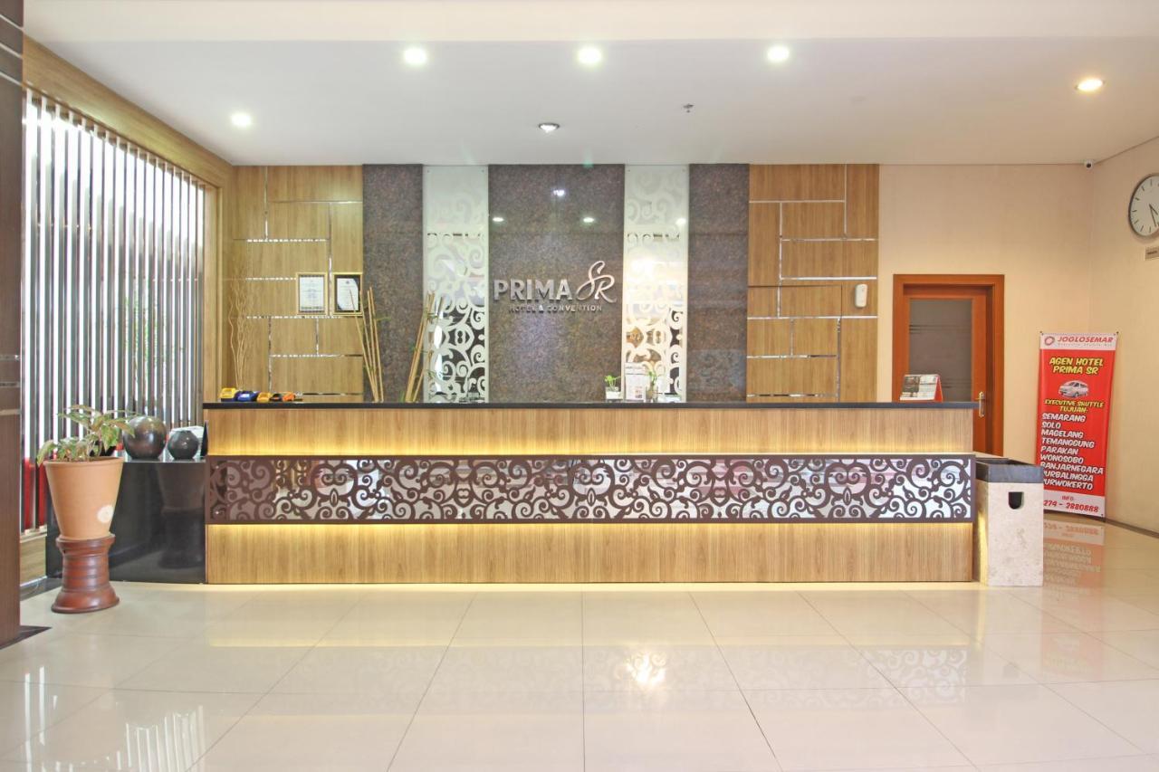 Reddoorz Premium Near Sleman City Hall Yogyakarta Bagian luar foto