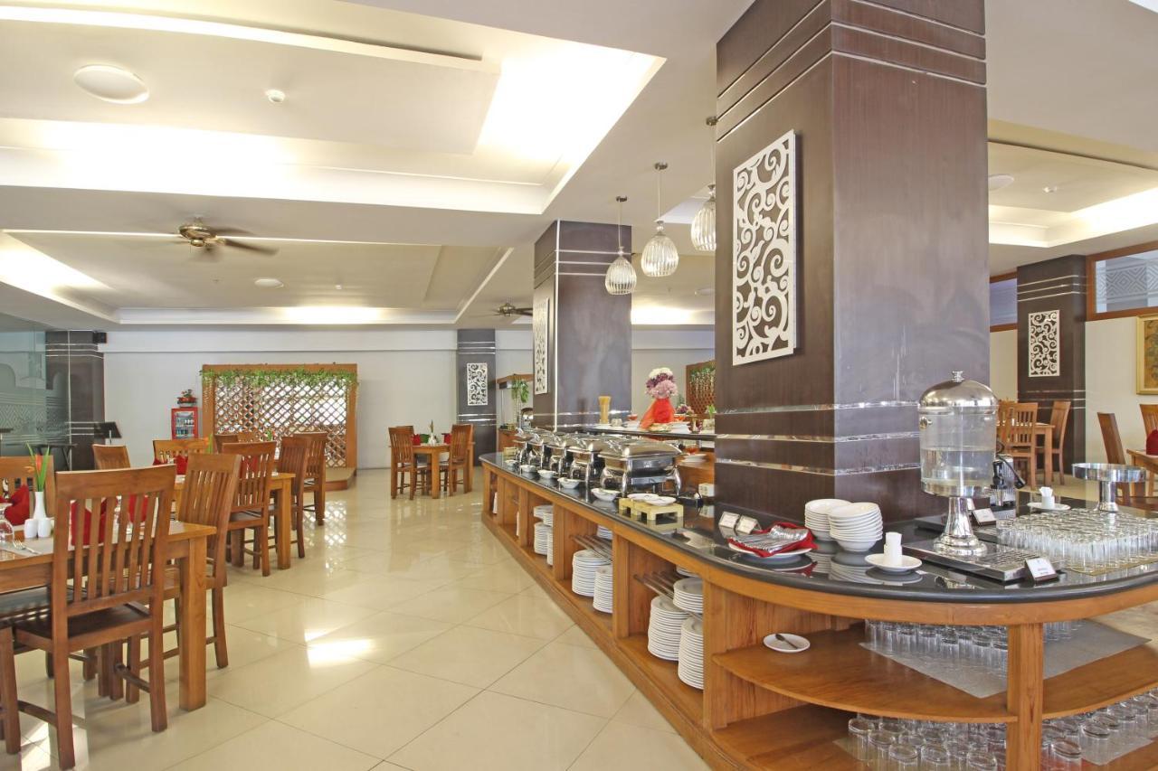 Reddoorz Premium Near Sleman City Hall Yogyakarta Bagian luar foto